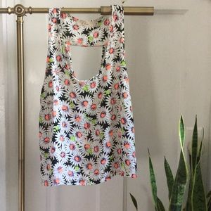 Daisy floral crop top